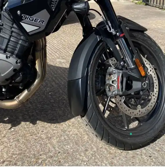 Przedłużenie błotnika do Triumph Tiger 1200 GT / PRO 22-24 (przednie) Szybka dostawa