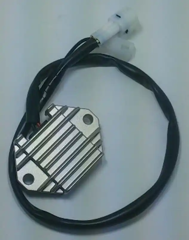 Premium TOURMAX REGULATOR NAPIĘCIA YAMAHA WR 250F ‘03-‘06, WR 450F ‘03-‘06 (OEM 5TJ-81960-02) (MADE IN JAPAN)