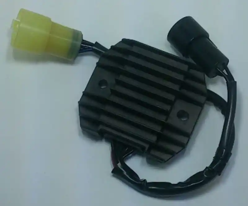 TOURMAX REGULATOR NAPIĘCIA KAWASAKI ZX-6R ‘04-‘05, ZX-6RR ‘03-‘04 (OEM 21066-0002) (MADE IN JAPAN) Ekspresowa dostawa
